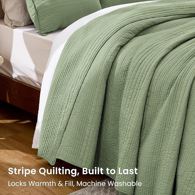 Love's cabin Queen Size Cotton Quilt Set, 100% Cotton Fabric Striped Textured Coverlet with Crinkled Look, Lightweight Quilted Bedspread for All Season, Includes 2 Pillow Shams, Sage Green