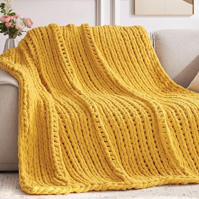 Negwoo Chunky Knit Throw Blanket, Knitted Throw Chenille Yarn, 40"*50" | Soft Thick Cable Knitted Blankets, Handmade Big Thick Blanket, Machine Washable Cute Comfy Blanket for Home Decor, Yellow