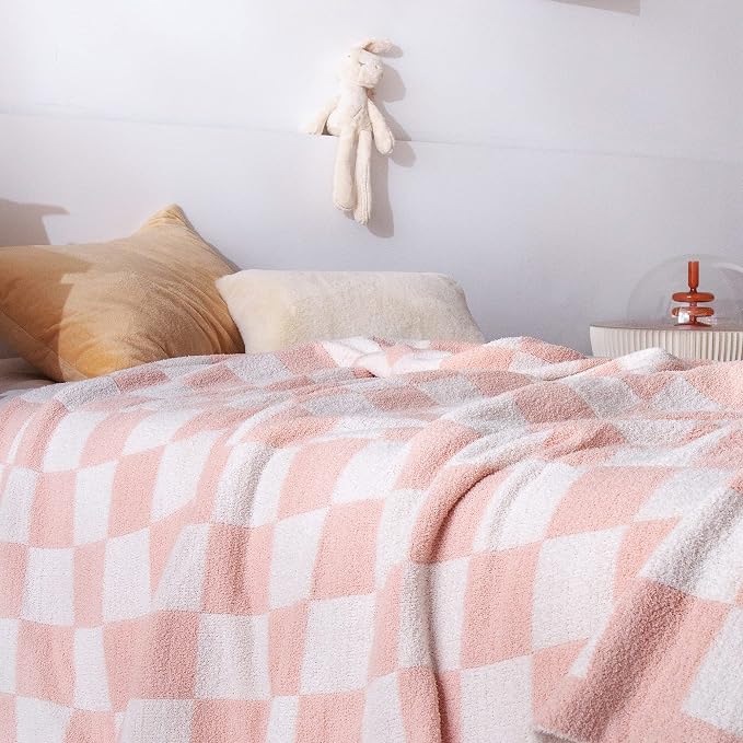 SeaRoomy Fuzzy Checkered Throw Blanket for Couch,Light Pink 60"X79" | Warm,Cozy,Fluffy,Lightweight,Gift for Women Couch Sofa Bed Room Decor
