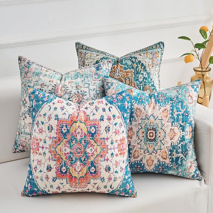 Throw Pillow Covers 18x18 Inch Set of 4 Washable BOHO Vintage Style Decorative Throw Pillow Cases Soft Velvet Square Farmhouse Decor Retro Cushion Covers for Couch Sofa Bed Living Room Outdoor