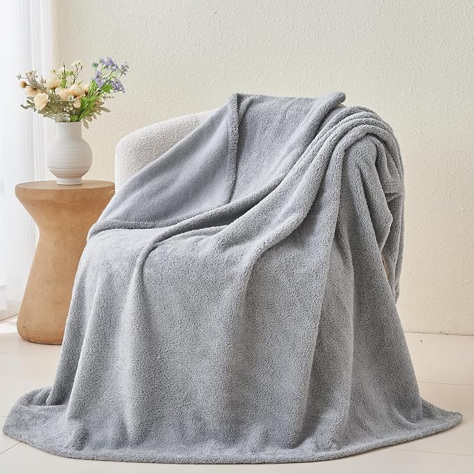NEWCOSPLAY Knitted Throw Blanket for Couch Sofa Bed, Light Grey, 90"x90" | Super Soft Plush, Fuzzy Fluffy Microfiber, Lightweight Cozy Blanket for Room Decor, All Season Use