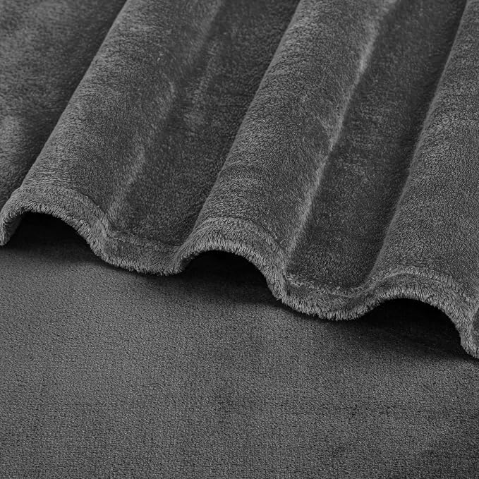 PAVILIA Grey Fleece Throw Blanket for Couch, Dark Charcoal Super Soft Fuzzy Flannel Throw for Sofa, Luxury Plush Microfiber Bed Blanket, Cozy Home Decorative Velvet Gift Blanket, 50x60