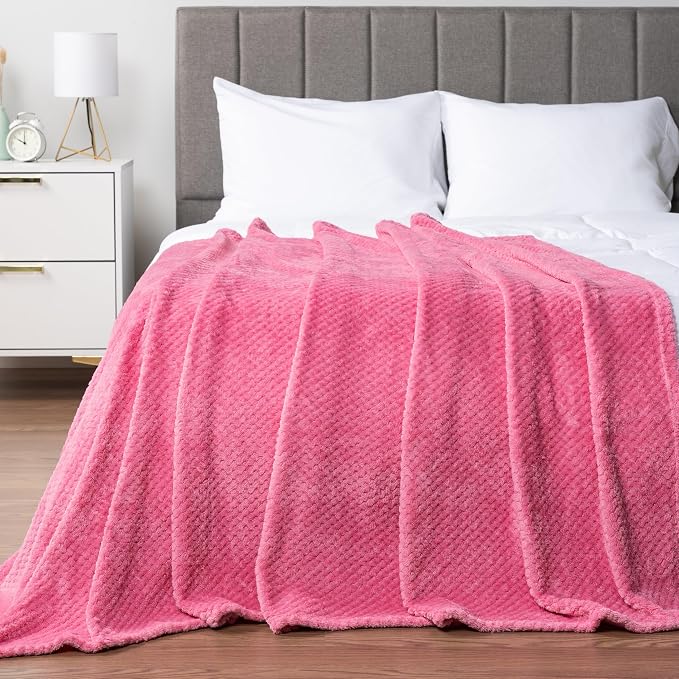 PAVILIA Hot Pink Fleece Throw Blanket for Couch Sofa Bed, Soft Fuzzy Waffle Jacquard Microfiber, Warm Lightweight Fade-Resistant Decorative All Season Throw, 50x60