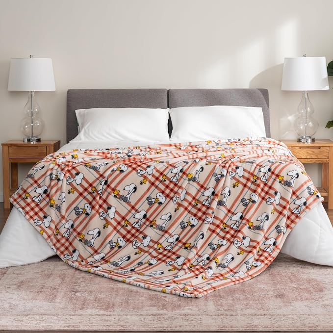Berkshire Blanket Peanuts® VelvetLoft® Cute Character Snoopy Plush Blanket,Snoopy and Woodstock Wood Holiday Plaid Medium Tan,Twin 60 in x 90 in (Official Peanuts® Product)