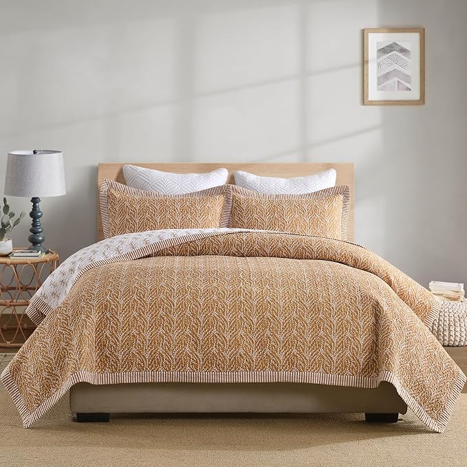 SahSahCasa Quilt Set Queen Size, 100% Cotton Quilt Bedding Set Bedspread, Botanical Pattern Solid Color Chic Lightweight Quilted Comforter for Queen Bed, White/Caramel, All Season, 3 Pieces
