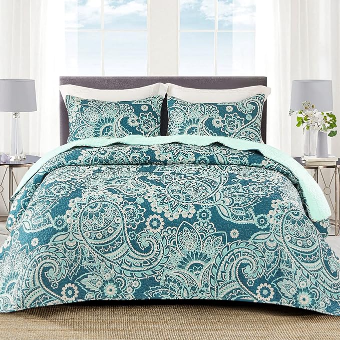 Whale Flotilla Patchwork Quilts Queen Size, Soft Boho Paisley Bedspreads | Reversible Lightweight Full Queen Quilt Bedding Set for Bed, Turquoise Printed Coverlets with 2 Pillow Shams for All Seasons