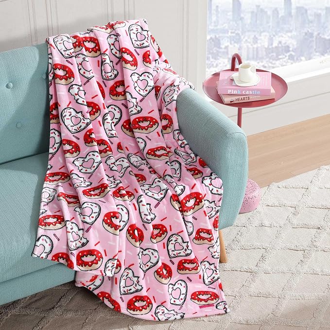 Betsey Johnson - Blanket, Buttery-Soft Throw Blanket for Couch or Bed, Boldly Plush & Oversized Bedding (Donut Hearts Pink, 50" x 70")