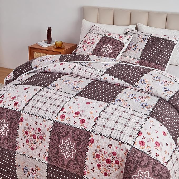 Patchwork Quilt Set Full/Queen Size, 3 Pieces Brown Floral Plaid Summer Bedspread Coverlet Set, Soft Microfiber Reversible Lightweight Bed Cover for All Season (90" x 90", 1 Quilt+ 2 Pillow Shams)