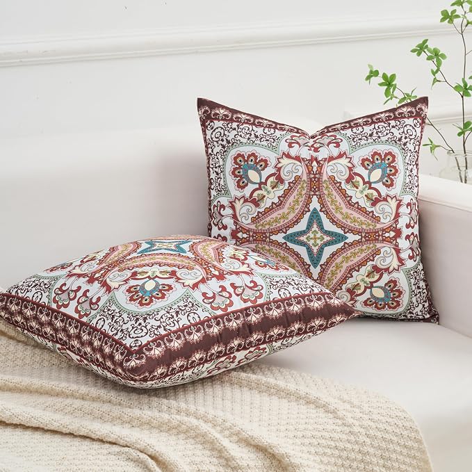 Boho Throw Pillow Covers 18X18 Inch Set of 2 Bohemian Soft Velvet Couch Pillow Cases Farmhouse Decorative Pillow Covers for Sofa Living Room Bedroom Outdoor Patio Porch Crimson Paisley