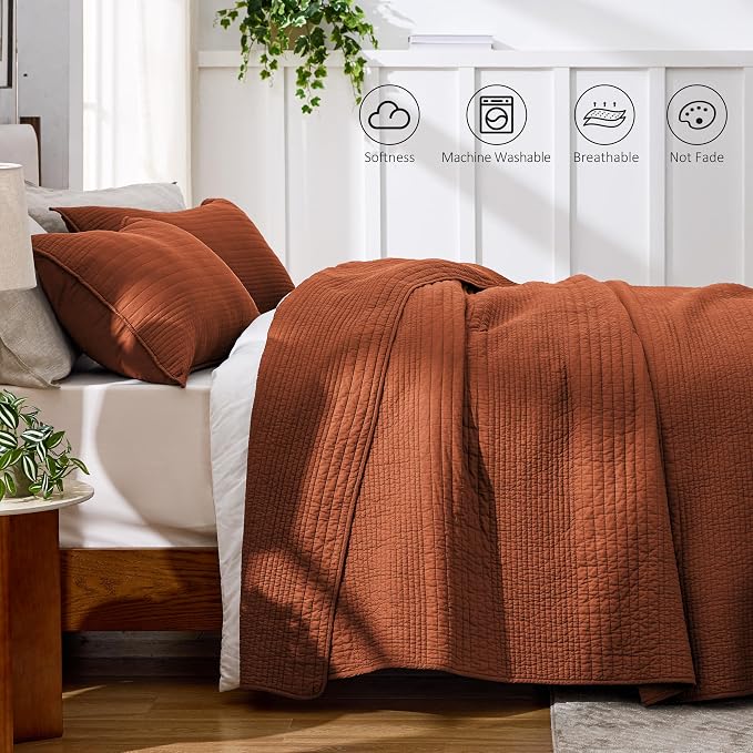Love's cabin King Size Cotton Quilt Set, 100% Cotton Fabric Striped Textured Coverlet with Crinkled Look, Lightweight Quilted Bedspread for All Season, Includes 2 Pillow Shams, Umber