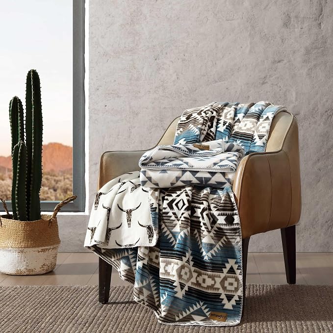 Wrangler - Blanket, Soft & Reversible Flannel Bedding, Yellowstone Inspired Throw Blanket for Couch or Bed (Dakota Grey, 60" x 70")