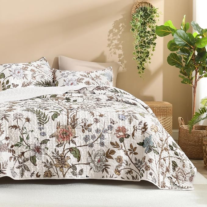 Litanika Floral White Quilt California King - 3Pcs Botanical Birds Bed Set | Bedspread Summer Lightweight Soft Coverlet with Pink Flower for All Seasons (112"x104")
