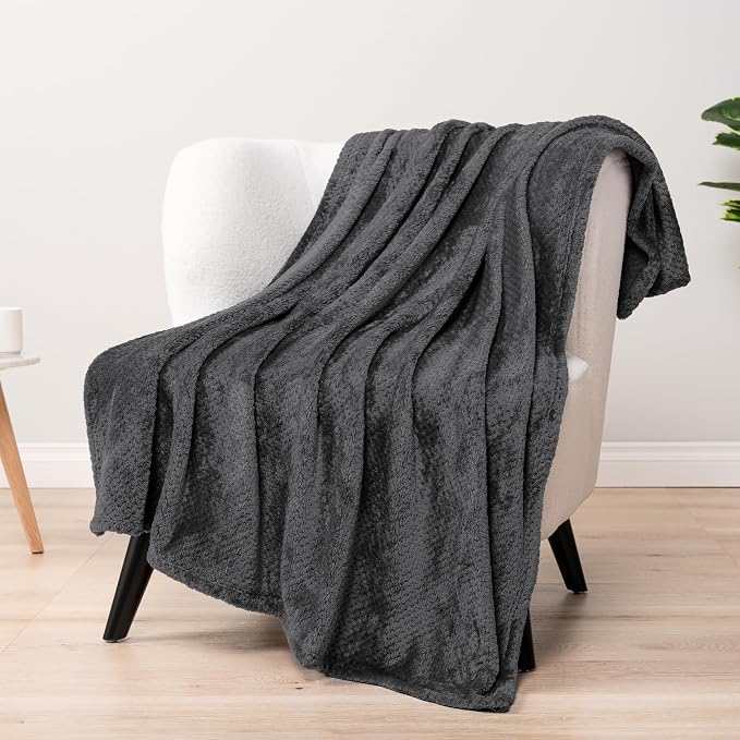 PAVILIA Dark Gray Fleece Throw Blanket for Couch Sofa Bed, Soft Fuzzy Waffle Jacquard Microfiber, Warm Lightweight Fade-Resistant Decorative All Season Throw, 60x80 Twin
