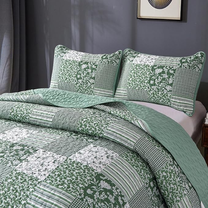 Mybedsoul Boho Quilt King Size, Patchwork Floral Bedding Set, Green | Soft Lightweight Microfiber Coverlet Set, 3 Pieces Plaid Reversible Bedspread, Bed Sets for All Seasons 90"x110"