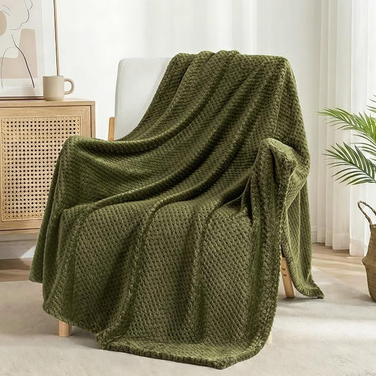 Exclusivo Mezcla Large Waffle Fleece Throw Blanket for Couch, Olive | Lightweight Soft Blanket for Sofa, Bed, Living Room, Plush Fluffy Throw for Home Decor, Travel, All Season, 50x70 Inches