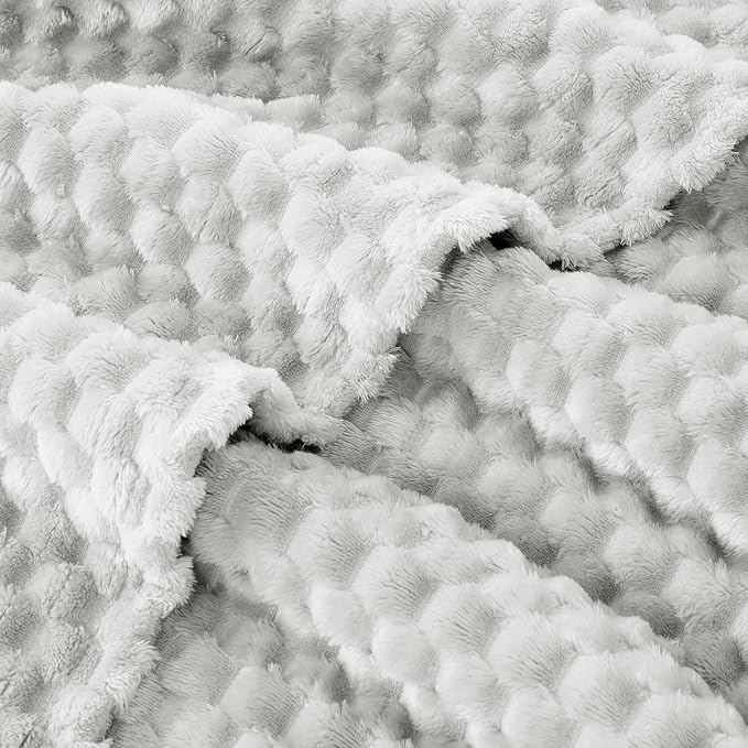 EXQ Home Gentle Soft Fleece Throw Blanket – Cozy Lightweight 3D Imitation Turtle Shell Jacquard Blanket for Couch Bed – All-Season Warm Fuzzy Flannel Blanket for Women Mom Her Gift(50"x60",Light Grey)