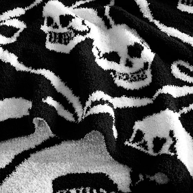 WDCOZY Halloween Throw Blanket Reversible Super Soft Knitted Blankets for Couch Bed Sofa Microfiber Warm Cozy Comfy Lightweight Fall Comfort Fluffy Fuzzy Knit Blanket Cute 60x80 Inches Skull & Bones