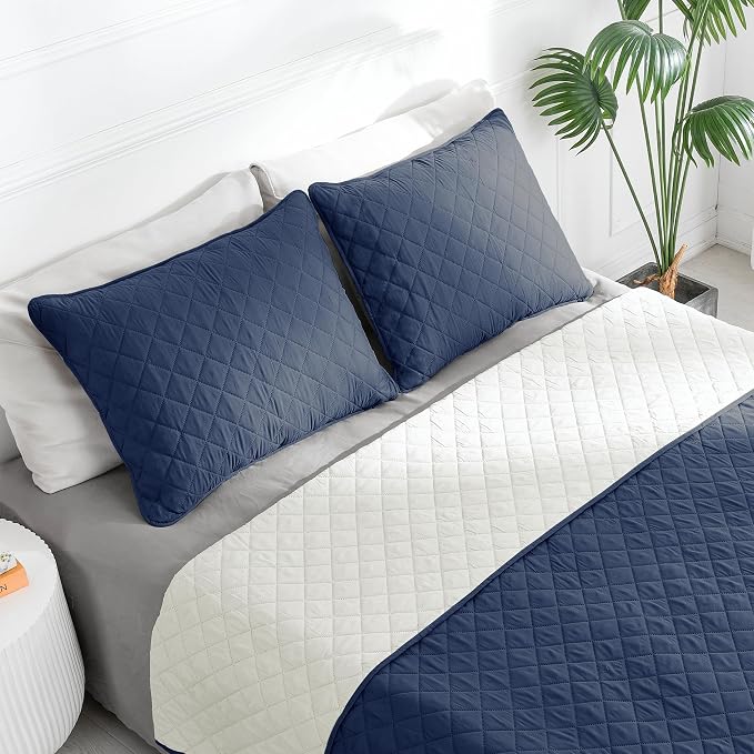 Easy-Going Reversible Quilt Set King, Bedspread with 2 Shams, Navy/Ivory | Machine Washable Lightweight Bed Comforter, 1 Quilt + 2 Pillow Shams, All Season Bed Coverlets for Bedroom