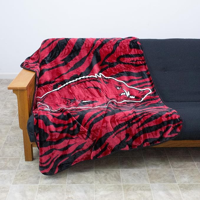 College Covers Arkansas Razorbacks Raschel Throw Blanket, 60 in by 50 in