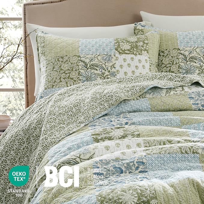 WDCOZY 100% Cotton Reversible Patchwork Quilt Queen Size, Lightweight Farmhouse Vintage Shabby Chic Bedding Set with 2 Pillow Shams, Green Floral Printed Pattern Bedspread Coverlet for All Seasons
