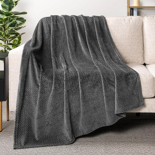 PAVILIA Soft Fleece Dark Grey Throw Blanket for Couch, Lightweight Plush Warm Blankets for Bed, Fuzzy Cozy Flannel Blanket Throw for Sofa, Travel, Jacquard Pattern, Charcoal Gray, 50x60 inch