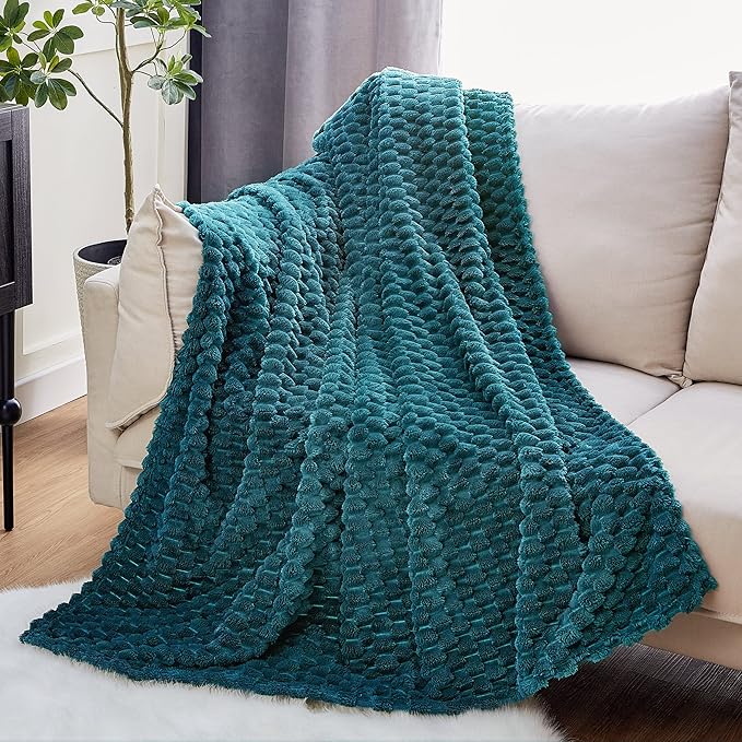 EXQ Home Fleece Throw Blanket for Couch or Bed - 3D Imitation Turtle Shell Jacquard Decorative Blankets - Cozy Soft Lightweight Fuzzy Flannel Blanket Suitable for All Seasons(50"×60",Teal)